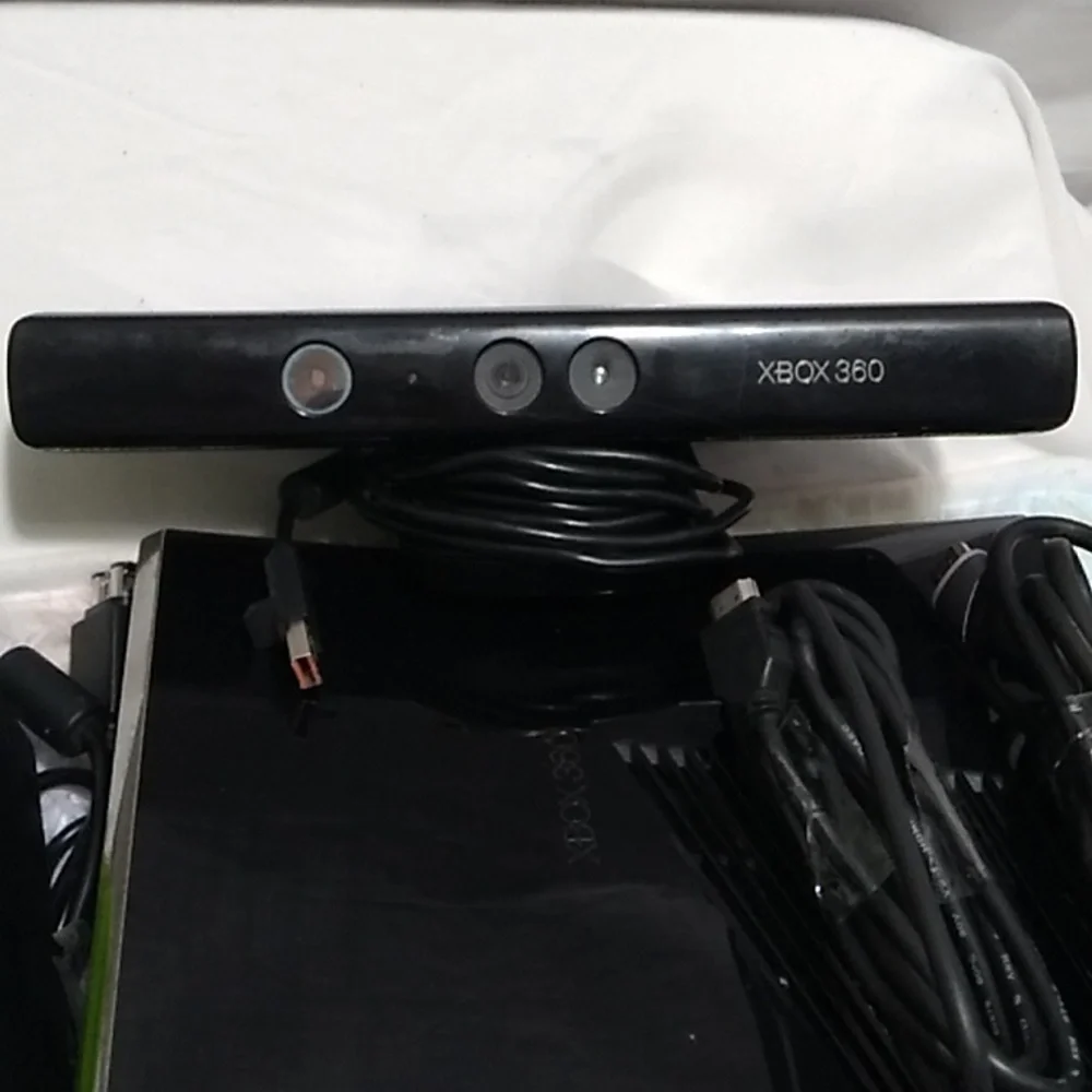 XBOX 360 Bundle W 12 Games & Everything You See In Pictures